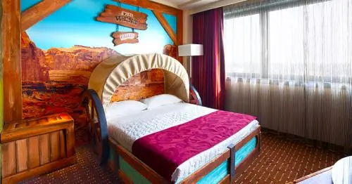 Mirabilandia con camere a tema